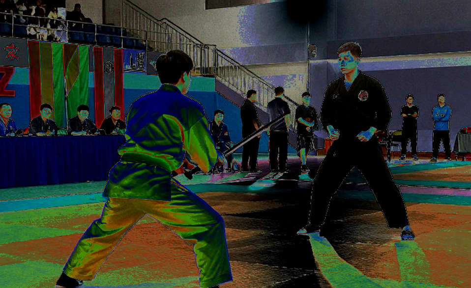 27 lần đổi ngôi trong 28 năm: Vì sao đai hạng nặng UFC là chiếc ngai bất ổn nhất làng MMA