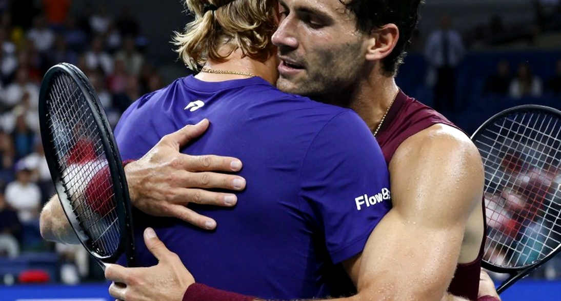 Rybakina rút khỏi Billie Jean King Cup Finals: quyết định của một tay vợt đang ở đỉnh cao và biết đếm nhịp
