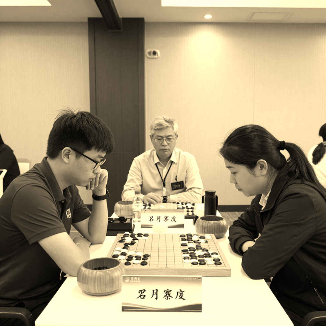 GCL 2026: Nepomniachtchi gây hoang mang cho Carlsen trước khi vượt qua Sindarov trên đồng hồ
