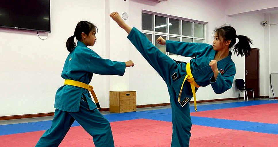 Sau tiếng chuông: Những bàn tay không tên giữ nhịp thở của võ thuật