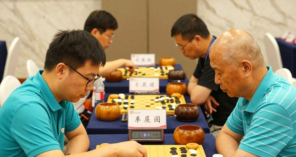 Nước cờ liều ở nước thứ hai: Vì sao một video 60 phút về Elephant Gambit lại đáng để giới cờ vua Việt Nam soi lại